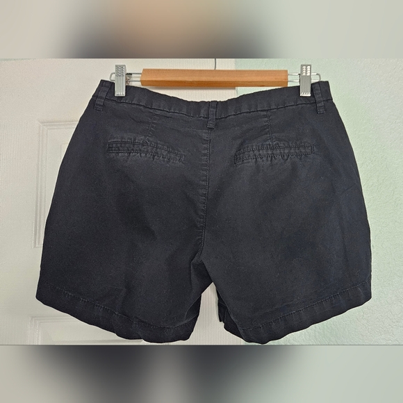 Old Navy Everyday Chino Shorts - Picture 3 of 4